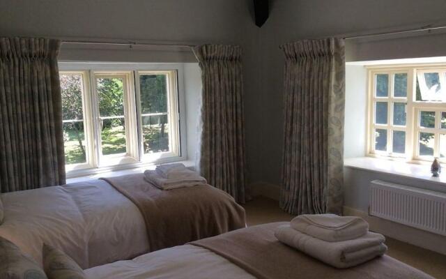 Castle Farm House B&B