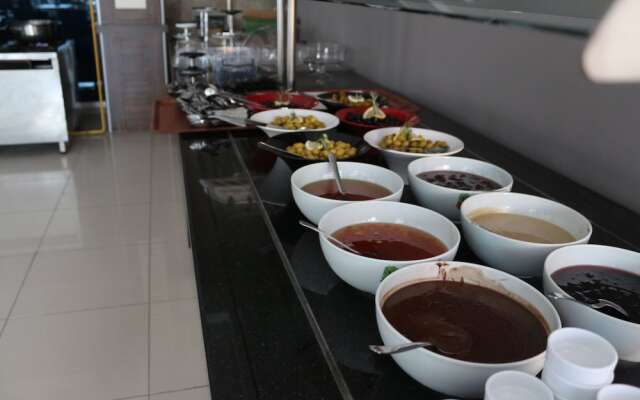 Green House City Hotel