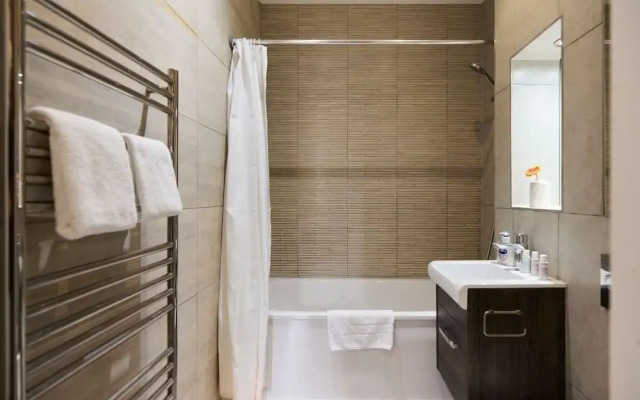 The Harlesden Breakout - Glamorous 2bdr Flat