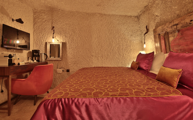 The Owl Cave Hotel