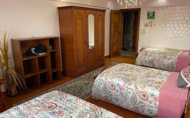 شقة مطلة علي قناة السويس701