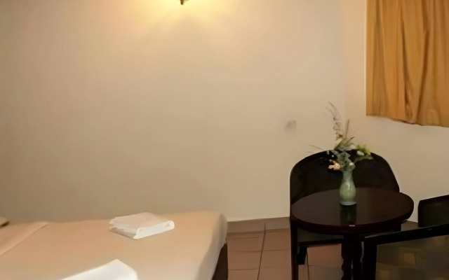 One Hotel Sadong Jaya
