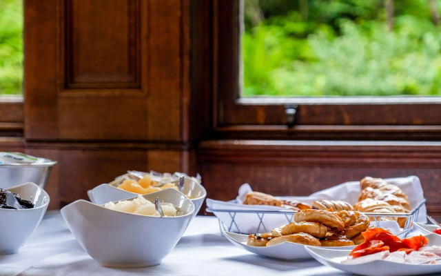 Makeney Hall Hotel