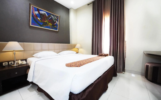 Sutan Raja Hotel Cirebon – Guest Rooms – Cirebon