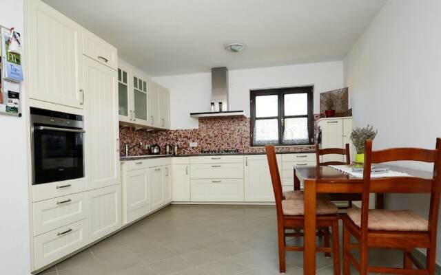 Beautiful Holiday House With Private Pool and Terrace