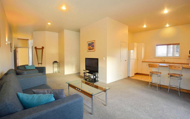 Ocean Beach Motor Lodge