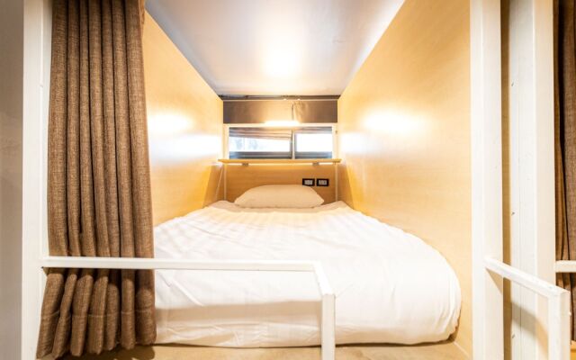 Khaosan Social Capsule Bangkok - Adult Only - Hostel