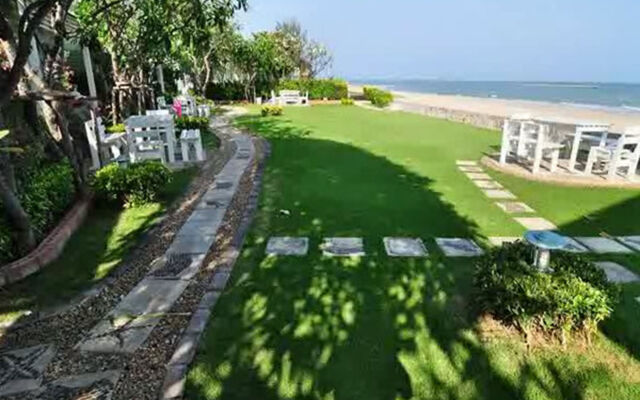 Sea Sky Beach Resort