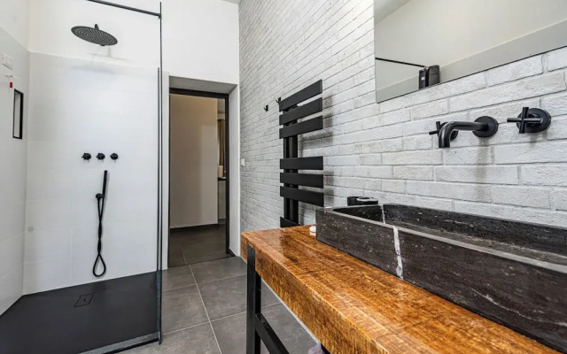 Lusa Apartment