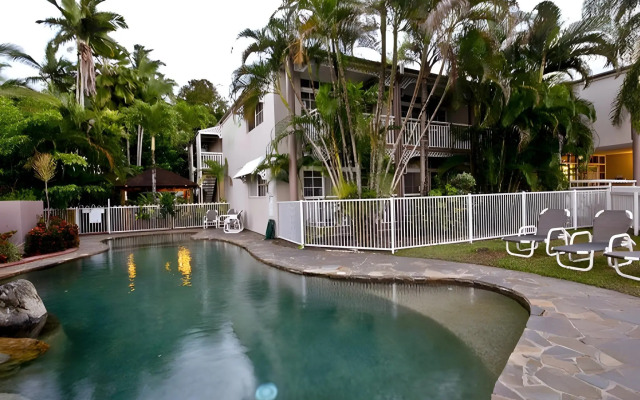 Reef Palms Motel