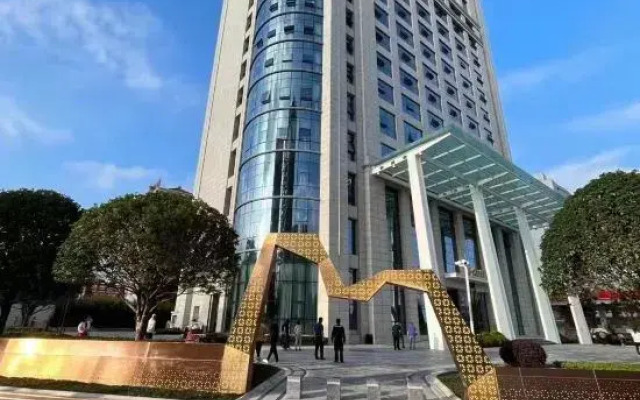 M Hotel