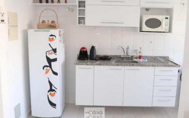 TOP 2 Quartos COMPLETO com Area de LAZER - Estacionamento, Portaria 24h, Wi-Fi 35mbps, Netflix, Utensílios de Cozinha e Sossego