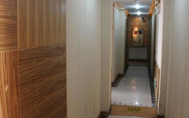 Yimin Business Hotel
