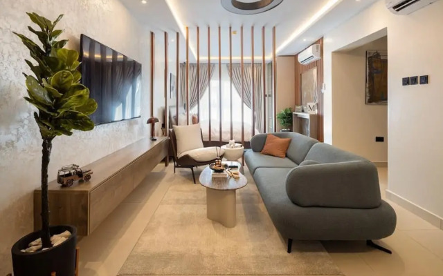 Belfast studio-Blue Waters Property.