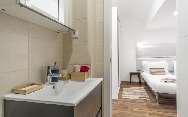 LV Premier Amoreiras AM3 Modern Space AC Lift