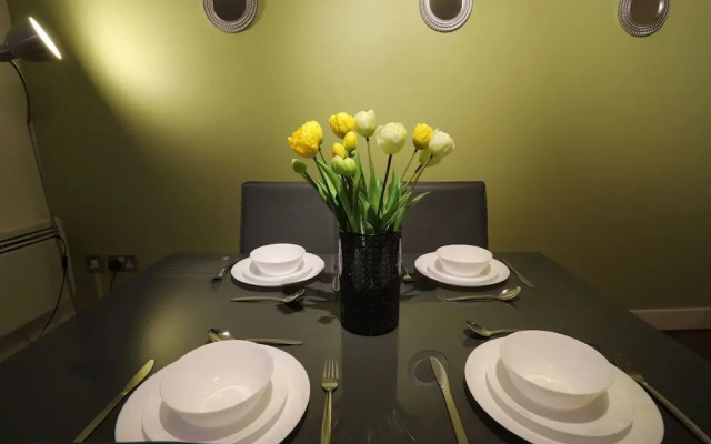 ICC Arena Fiveways Central Apartment