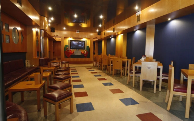 Hotel Feira Pedra Bela