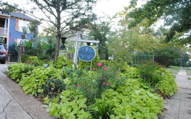 Stay Fairfield - Fairfield Place and Fairfield Manor Bed & Breakfast