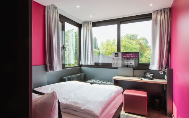 SMARTY Leichlingen-Cologne Hotel Boardinghouse