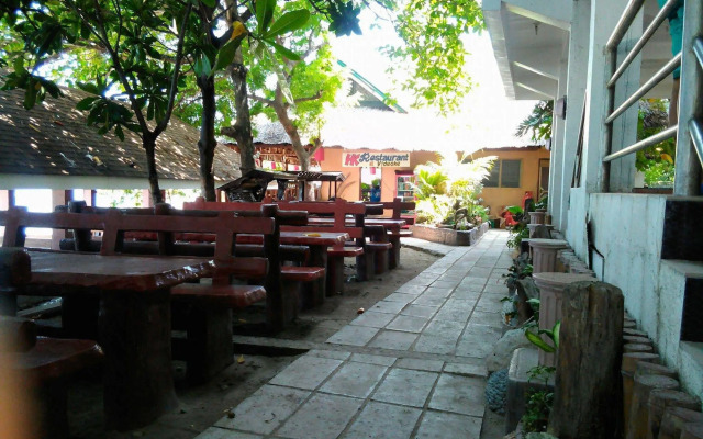 HK Beach Resort