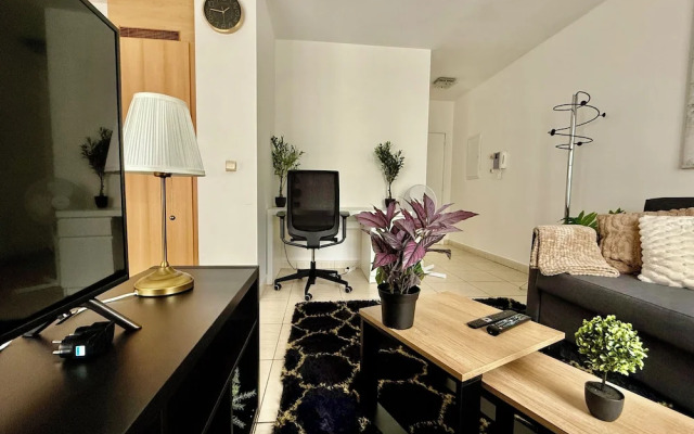 Peaceful 2 minutes European Parliament