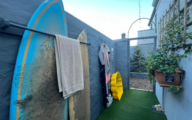 Seaside Getaway @ Swallow House Suite #1