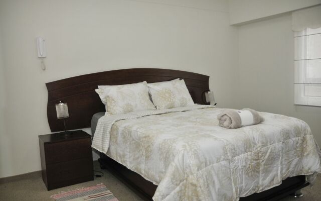 Miraflores4Rent Sisley