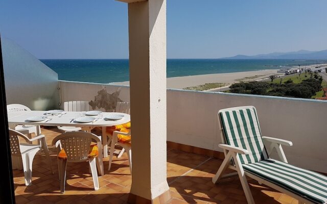 Port Cypriano - 571