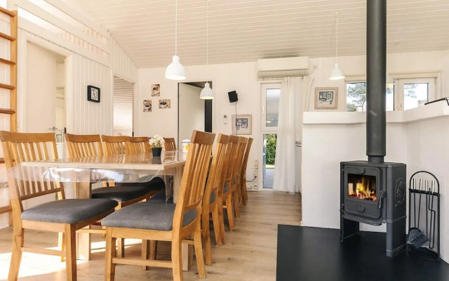 12 Person Holiday Home in Vaeggerlose