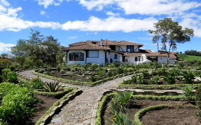 Sierra Alisos Hotel de Campo