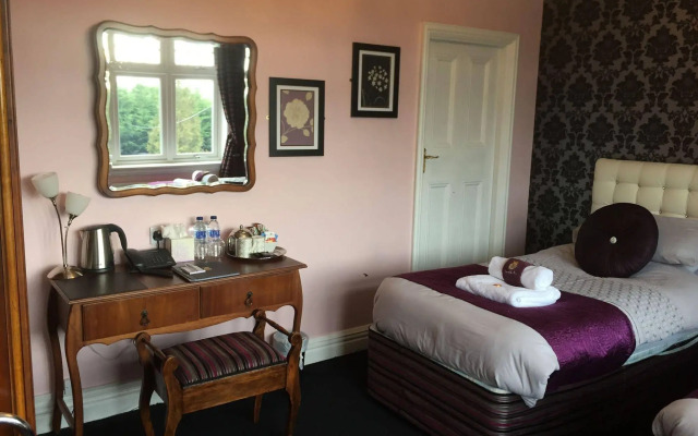 Grimscote Manor Hotel