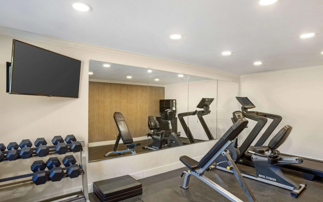 Best Western Shadow Inn