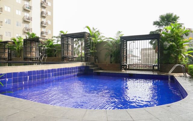 Warm and Cozy 1BR Puri Park View Apartment