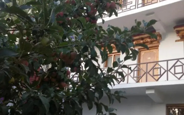 Mentokling Guest House and Garden Restaurant