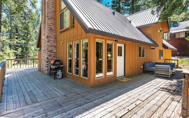 Bernese's Bungalow by Tahoe Mountain Properties