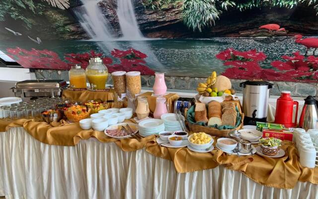 Stanford Suites Hotel