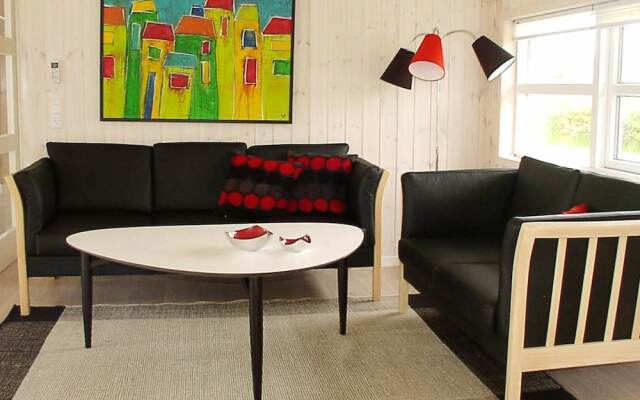 Soothing Holiday Home in Hemmet With Sauna