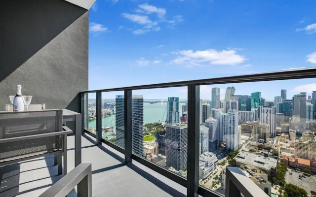 Studio with City Views in Downtown Miami