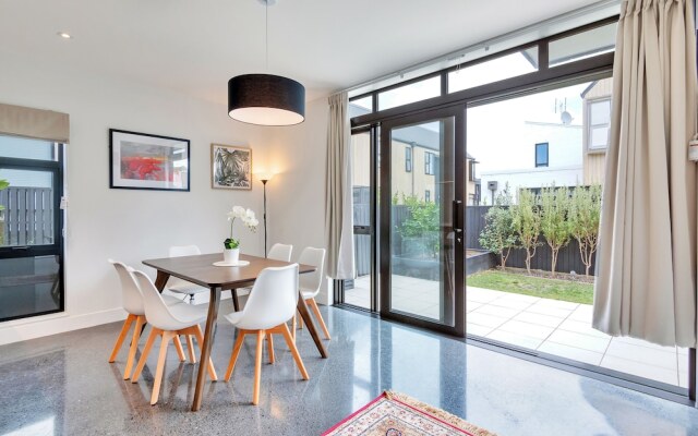 Wonderful Hobsonville Three Bedroom Home