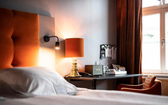 Hotel Flora