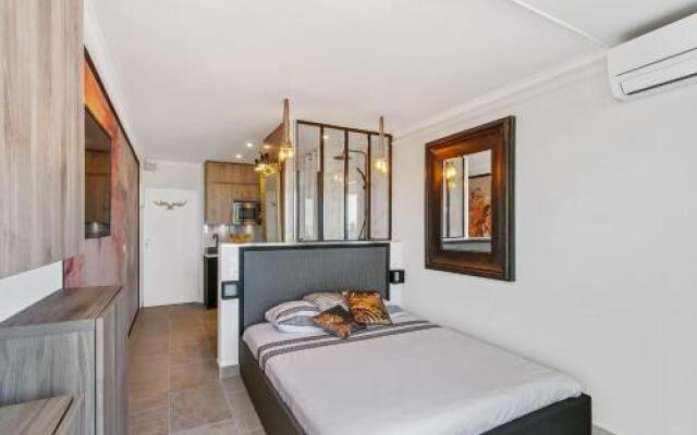 Studio Naturist Village