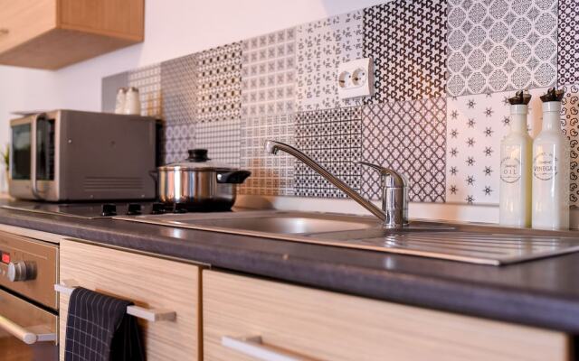 Homey - Strada Constantin Nacu 7