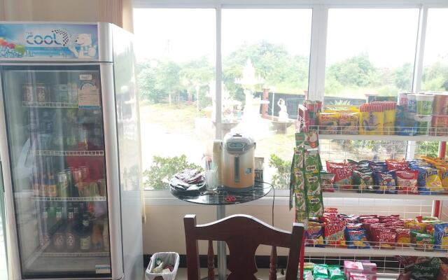 Aumnoychai Hotel Korat