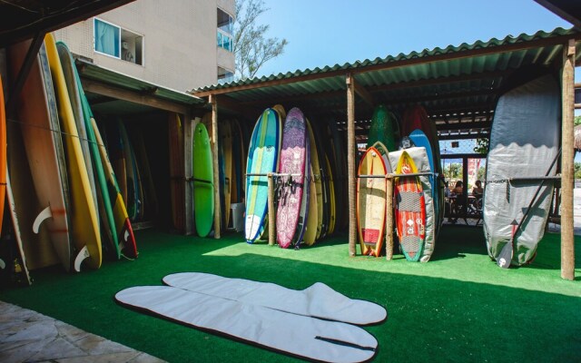 Longboard Paradise Suites