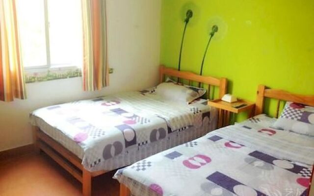 Xiamen Wake Up Naturally Inn