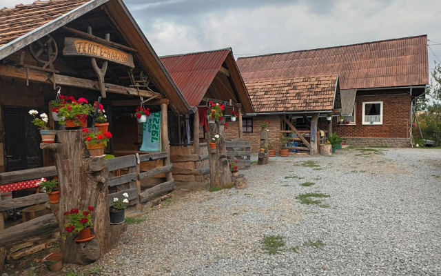 Casa Rustic Fehér & Fekete Vendégházak