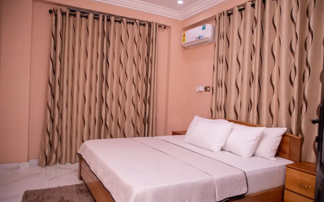 Impeccable 1-bedroom Furnished Apartment in Accra