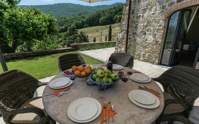 Scenic Stay in Poppi With Pool