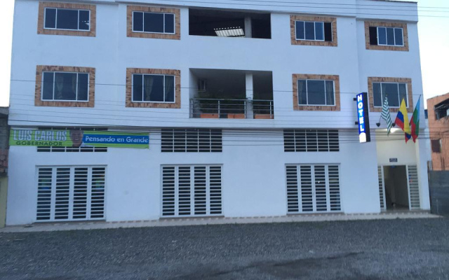 Hotel L&C Llano Confort