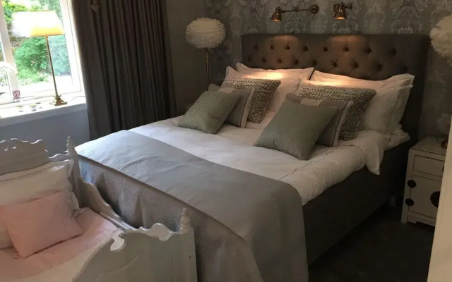 Villa Fridhem Hotell - Mat - Möten